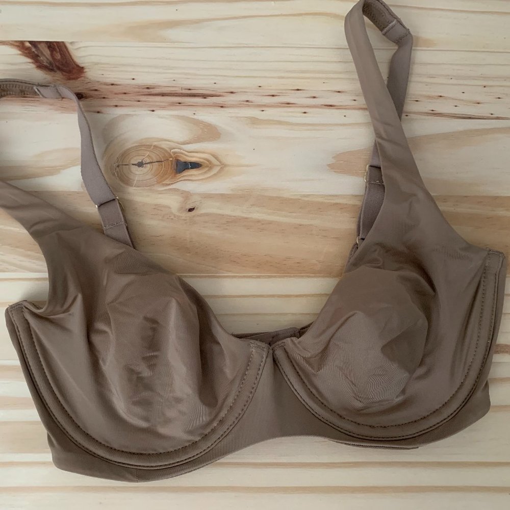 Cuup taupe bra (The Scoop)